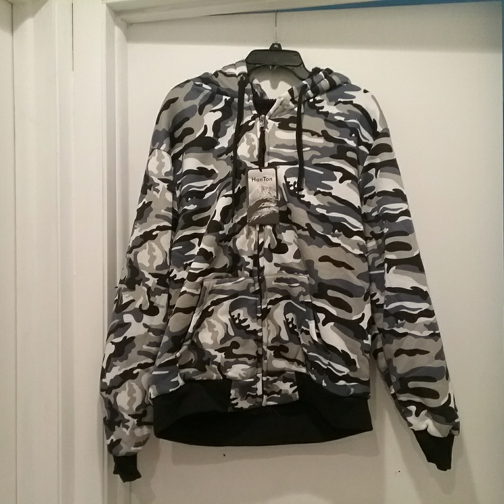 Men's Sherpa Lined Blue Camo Hoodie - Large